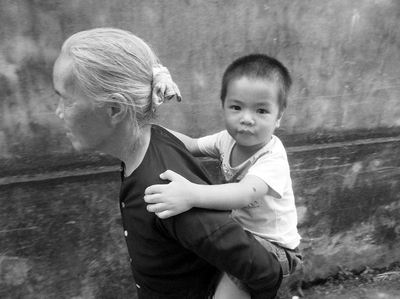 Con số linh ứng khi nằm mơ thấy bà vải là gì?